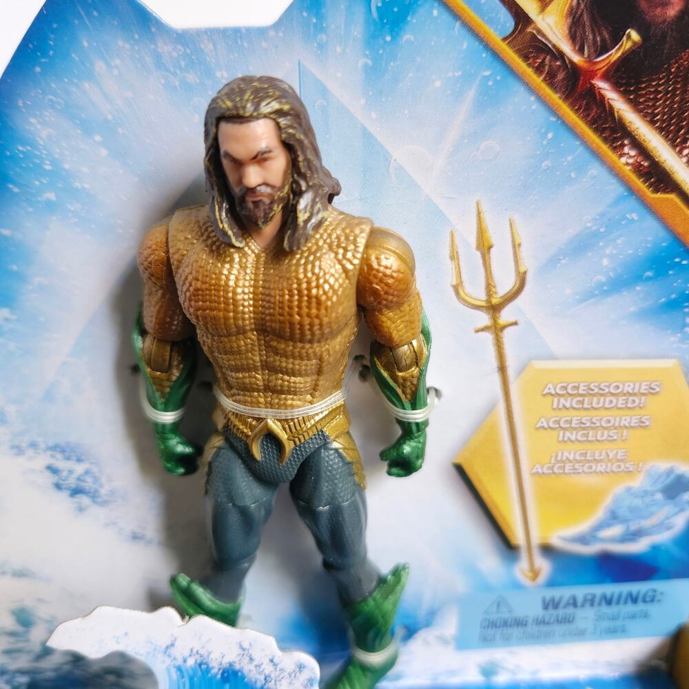 DC Aquaman Lost Kingdom Aquaman Figure Spin Master Display Pack Open Box